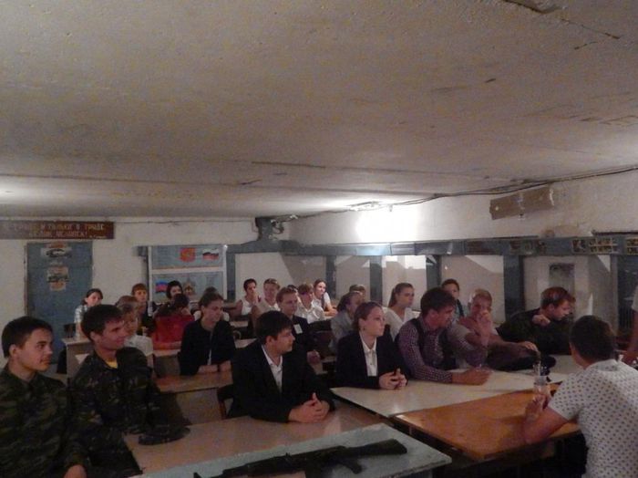 «Служу России» встреча старшеклассников с отслужившими,  в рядах Российской Армии, посвященный Дню защитника Отечества